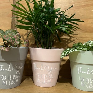 Personalised teacher, Thank you for helping me grow, teacher gift, teacher planter, plant pot, plant lover, thank you gift, end of year gift