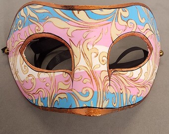 Regenbogen Maskerade: Trans