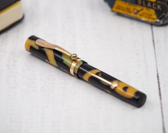 Vintage Ambassador fountain pen, purse/pocket pen, 14k nib, restored