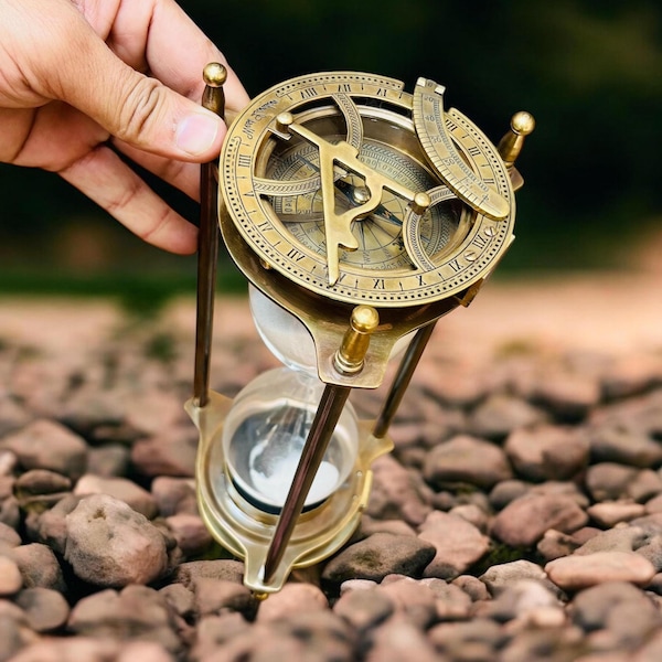 Reloj de arena de latón vintage con brújula y reloj de sol, decoración de escritorio náutica