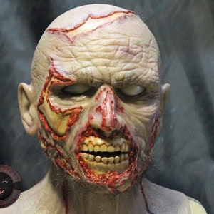 Realistische Zombiemaske aus Silikon. Film ~ Halloween ~ Menschliche Prothese ~ Realistisches Streichgeschenk. Kostümzubehör. Gruselige Maske.