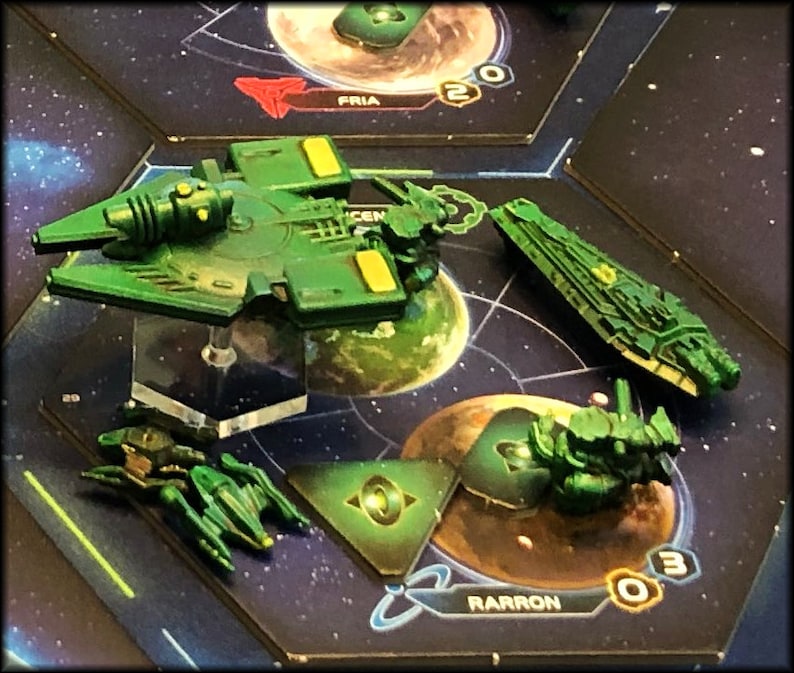 Customized Venture model serving as the Arborec flagship in a game of Twilight Imperium IV.