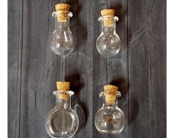 Small shaped glass bottle with cork, Fillable tiny glass heart vial for DIY crafts, Mini bottles with cork for charms and pendants.