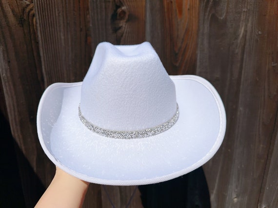 White Cowboy Hat With Rhinestone Band,bachelorette Bride Hat  display picture 2