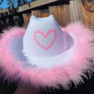 Glitter Heart Cowboy Hat with Feather Boa,Bachelorette Party Hat, Cowgirl hat,Nashville, Concert,Birthday party Hat, Valentine&#39;s Day Gift
