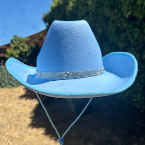 Light Blue Cowboy Hat with rhinestone Boa,Cowgirl Hat,Nashville, Bachelorette Party,Birthday,Wedding, Bride Cowgirl Hat DIY