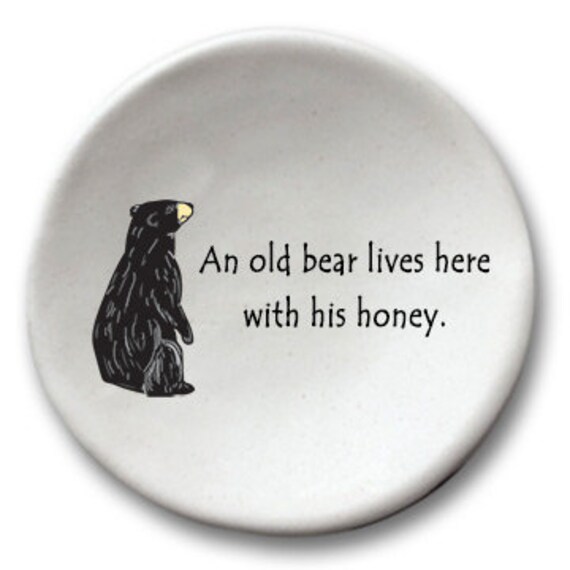 An Old Bear Lives Here With His Honey - Etsy