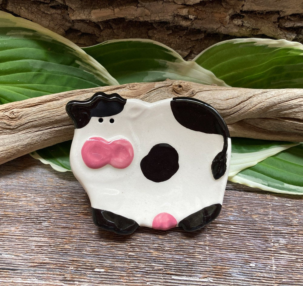 Cow tea bag holder, cow spoon rest, cow ring dish, cow coffee spoon rest, cow trinket dish, farm house decor. Cute gift for cow collector.
