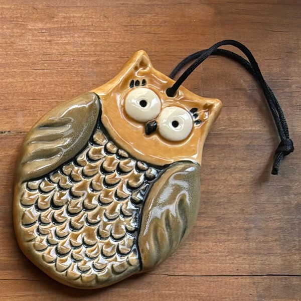 Happy owl ornaments. Handmade ceramic owl Christmas ornament, owl decor. Gift for owl collectors, snowy owl, cute owl gifts, nature ornament