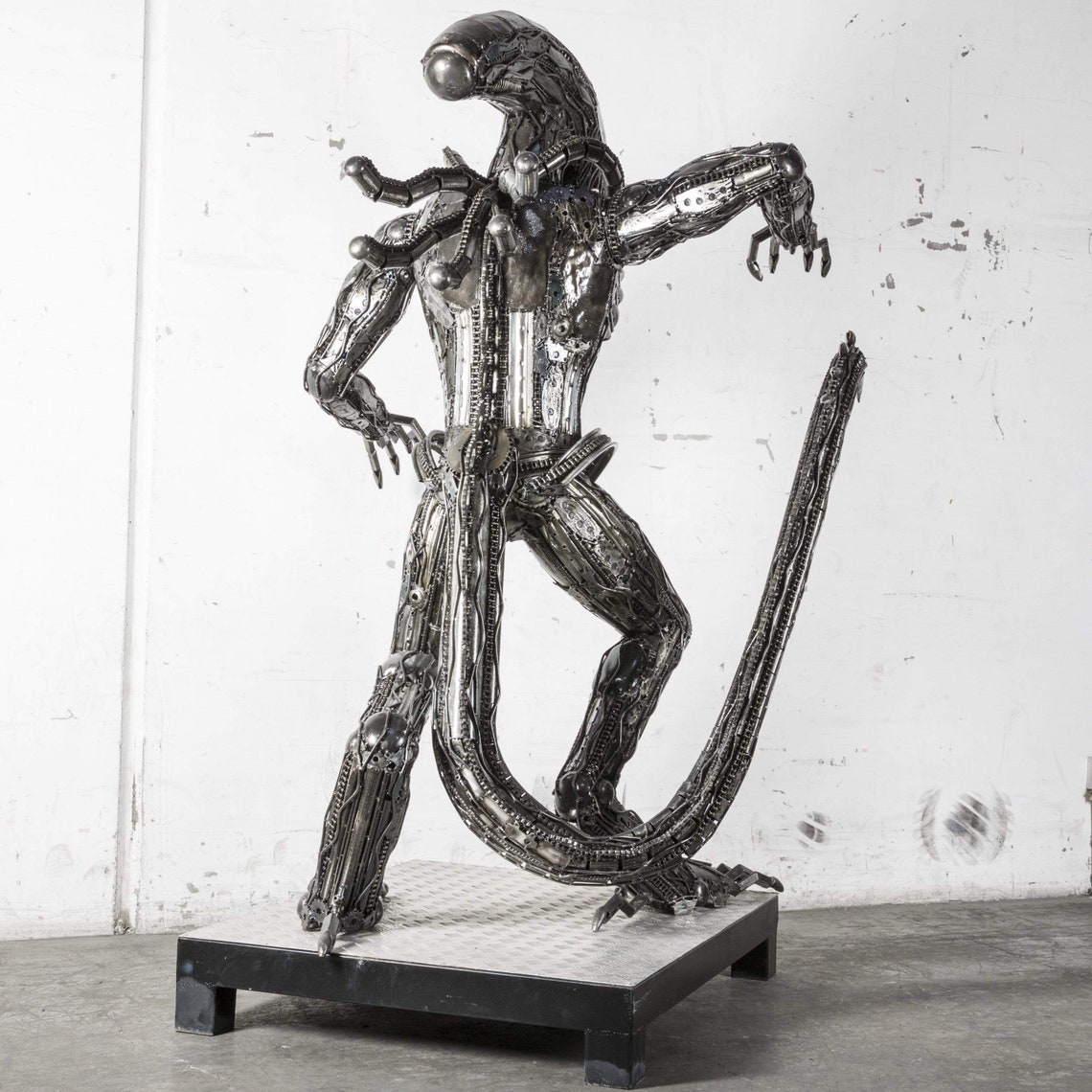Xenomorph Alien 230cm Handmade Recycled Metal Art Statue for | Etsy