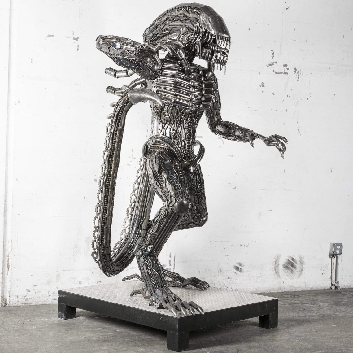 Xenomorph Alien 230cm Handmade Recycled Metal Art Statue for Etsy UK