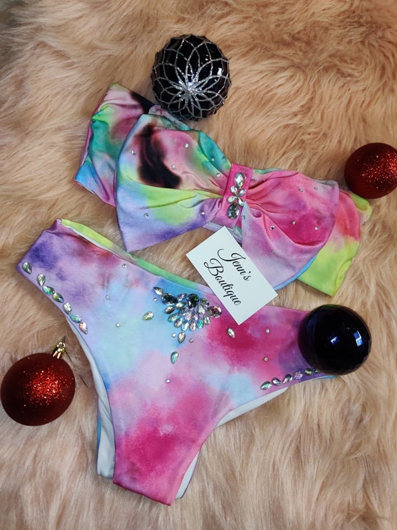 Rhinestone Tie Dye With Bow 2 Piece. Rave Rhinestone Set 