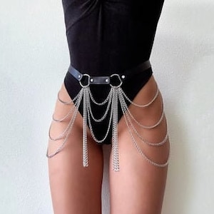 Women Faux Leather Link Chains Mini Skirts