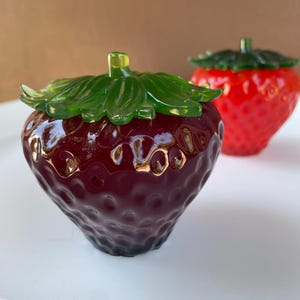 Strawberry Shaped Epoxy Resin Jewelry box, Unique Jewelry Organizer, Handcrafted Jewelry Box, Handmade Jewelry Storage, Strawberry Resin Jar
