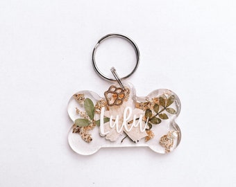 Resin Dog tag, Flower dog tag, Cute dog tag, Circle tag, Unique tag, Dog lover, Flowers, Resin, Gold, Cute gift ideas
