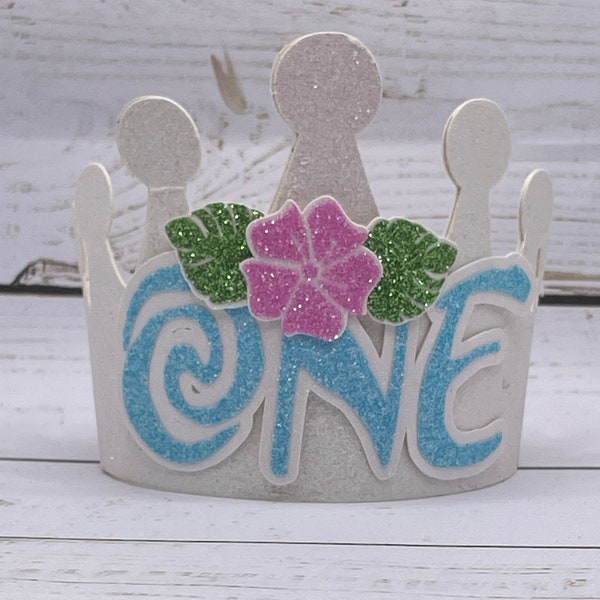 Hawaiian themed 1st birthday crown. Moana inspired 1st birthday crown, Tropical beach party crown, White 1st birthday crown