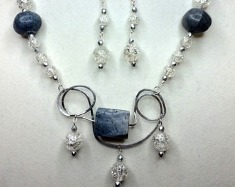 Handmade Necklace and Earring Set. Blue Ridge Coral Beads. Crystal Crackle Glass, and Faceted Silver Tone Beads. Hammered Wire and Stone.