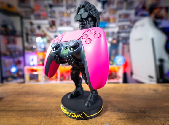 Johnny Silverhand Cyberpunk 2077 Controller Holder Gaming