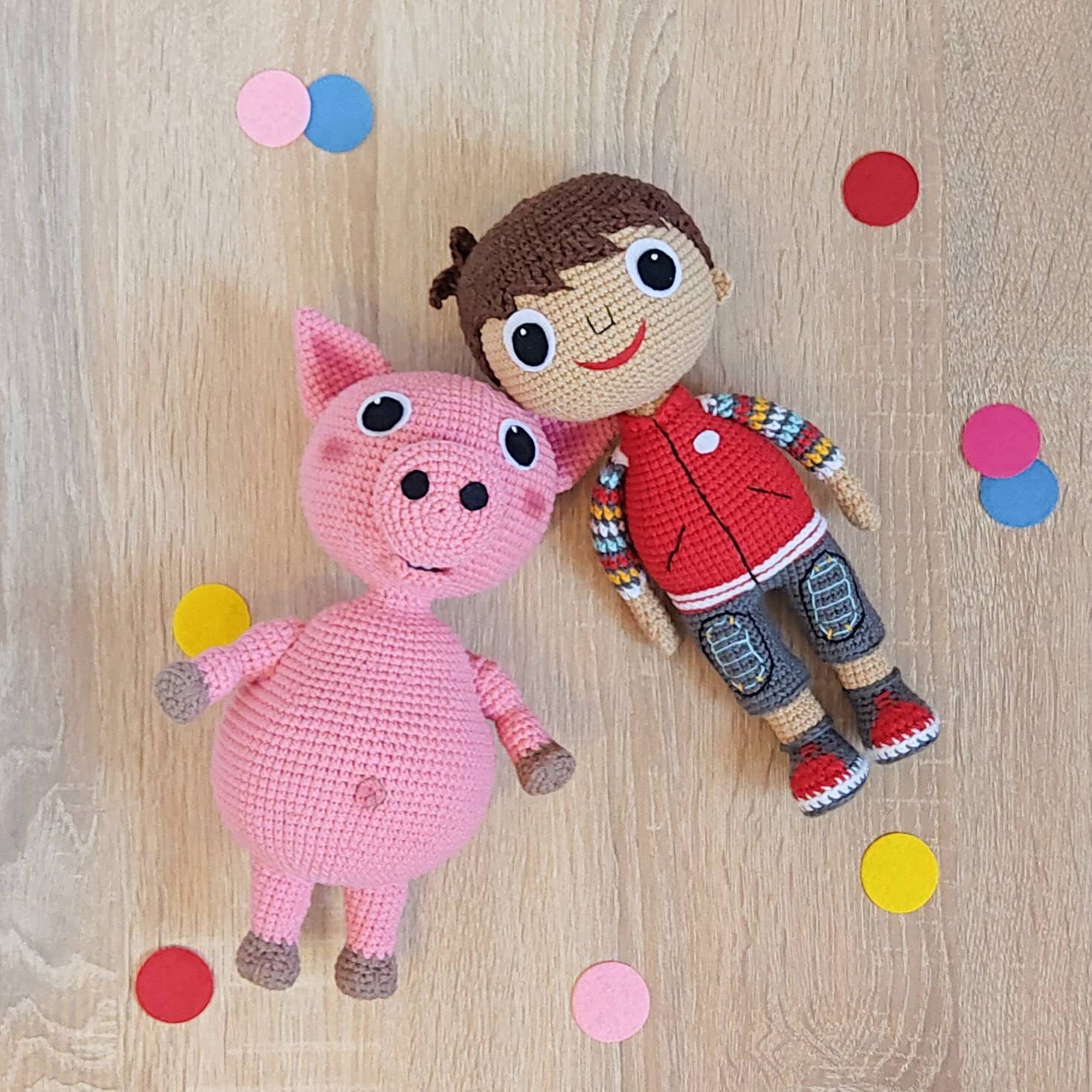 Super Pig Crocheted Pig Amigurumi Pig Little Baby Toy Pink Pig