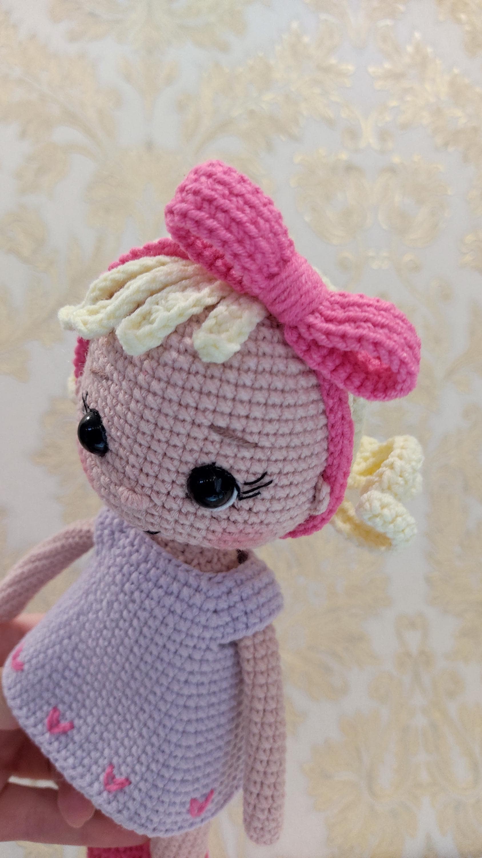かぎ針編みのあみぐるみ人形：女の子への手作りニットギフト - Etsy 日本