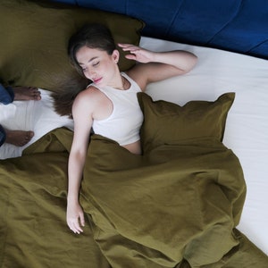 Moss Green Linen Duvet Cover Set: Boho Bedding with Pillowcases