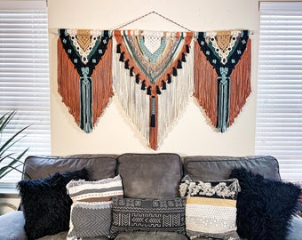 Extra Large Southwestern Macrame Wall Hanging, Trendy Wall Decor, Boho Home Decor, Retro Style, Eclectic Tapestry, Natural Fiber Art