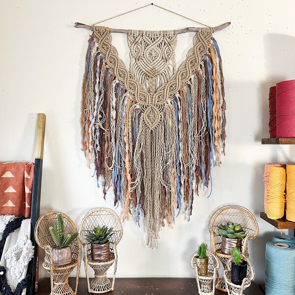 Golden Jute Mixed Natural Fiber Macrame Wall Hanging, Trendy Wall Art, Boho Decor, Retro Art, Eclectic Tapestry, Southwestern Wall Hanging