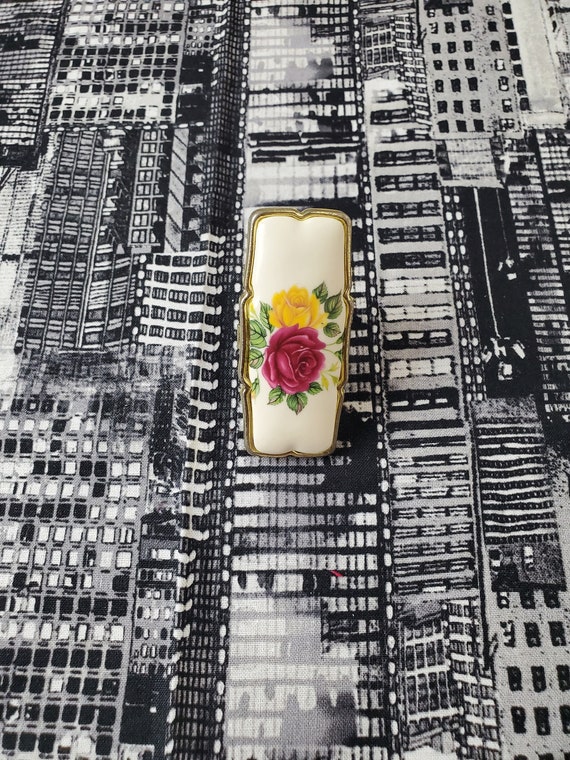 vintage lipstick mirror Gem