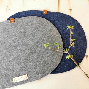 Personalized family placemat with name tag, Custom oval gray, navy blue felt placemat - Kitchen, dining table decor, housewarming gift