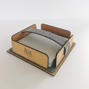Porta tovaglioli personalizzabile in compensato di rovere con striscia in feltro incisa, cestino porta tovaglioli dal design moderno e minimalista, organizer per tovaglioli per HoReCa