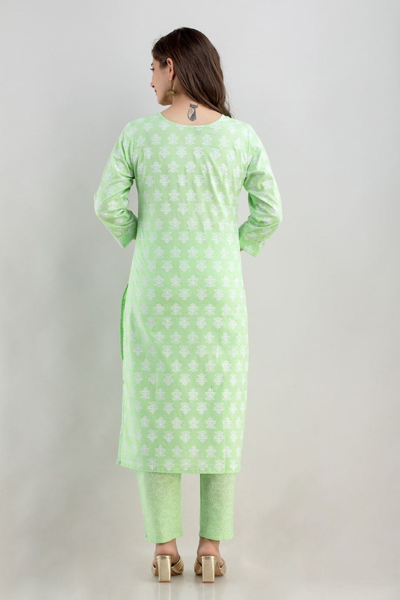 Rayon Round Neck Kurti, Size : M, L, XL, XXL, XXXL at Rs 580 / Piece in  Nagpur | Shree Radha madhav Textiles