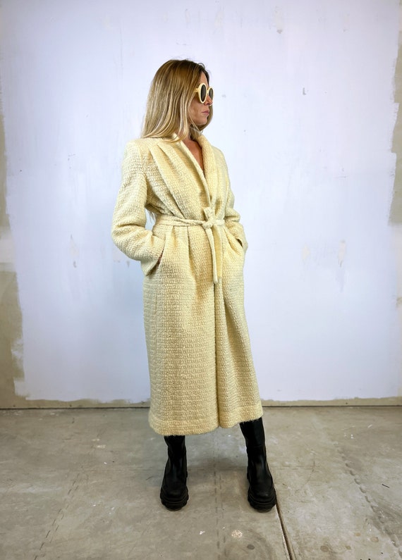 1970's Off White Mohair / Wool Blend Long Coat wi… - image 8