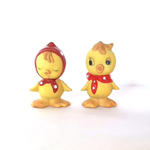 Anthropomorphic Chicks Salt and Pepper Shakers Yellow with Red and White Polka Dot Accents Taiwan