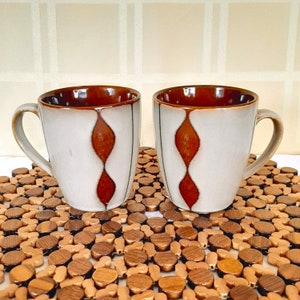 Sango Mugs &quot;Prelude&quot; Brown #4509 Pair Modernist Abstract Design