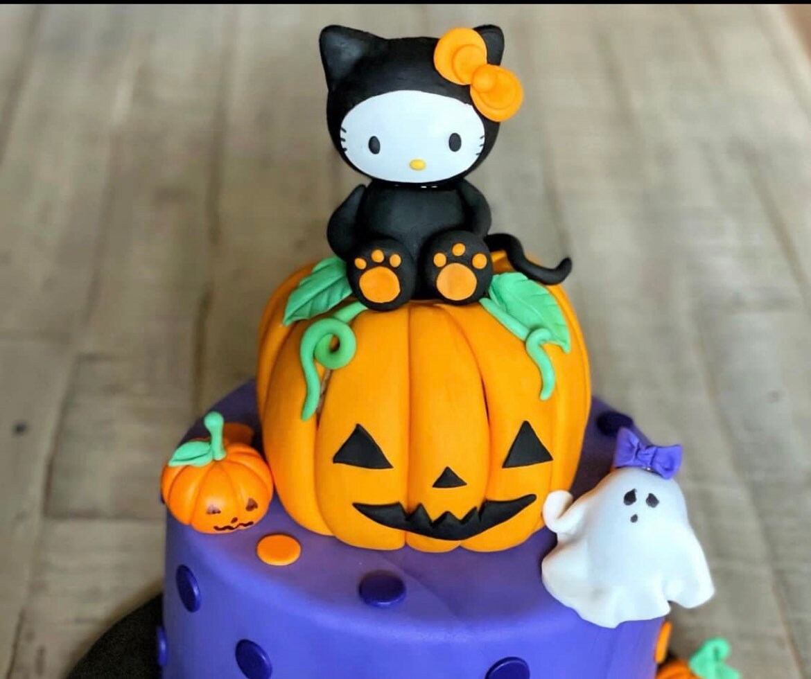 10+ Sanrio Cake Topper