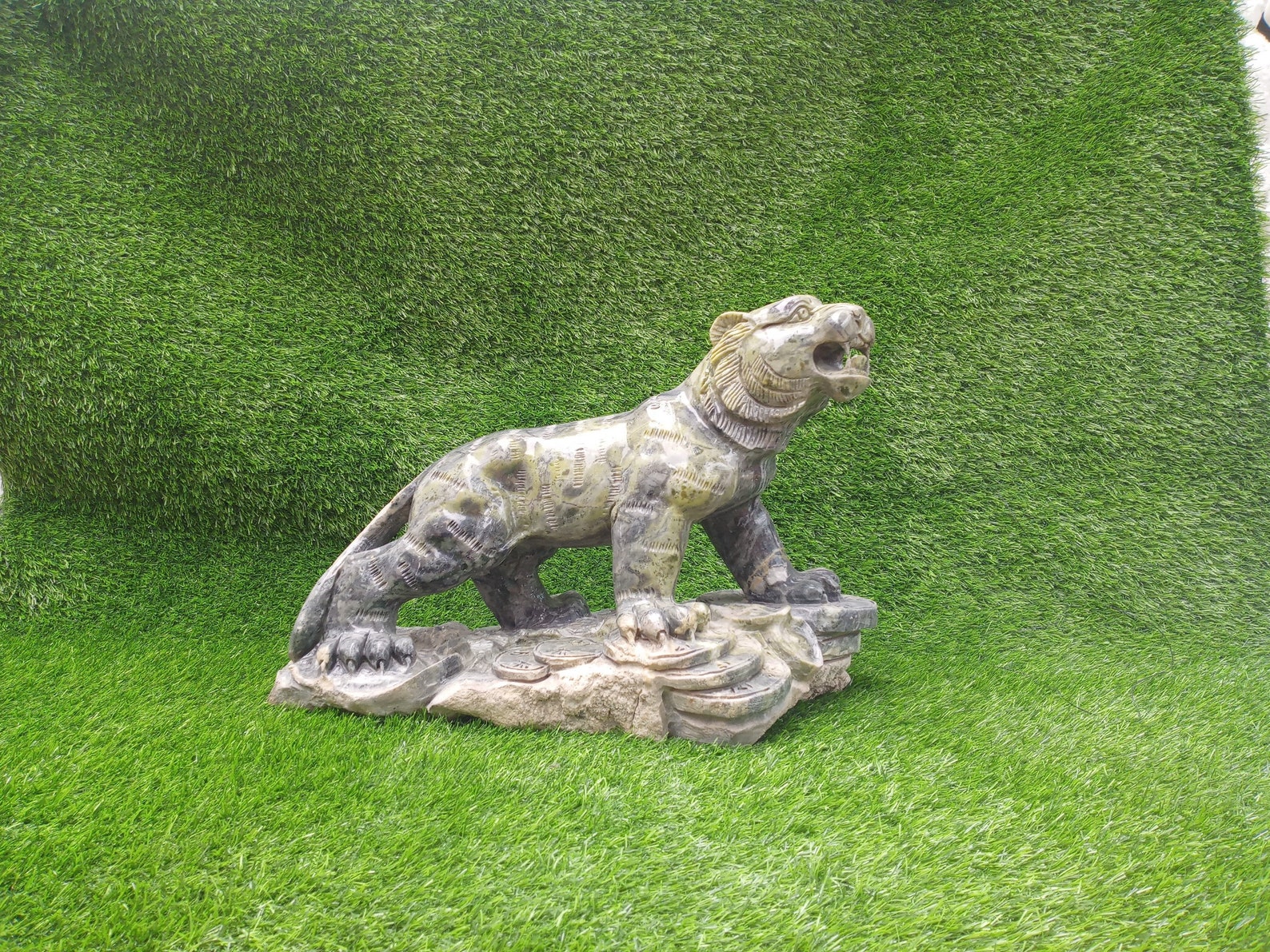 Panther statue H30cm Etsy