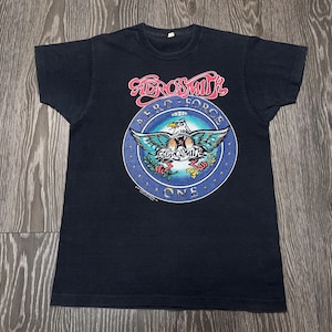 - Womens Vintage 1989 Aeroskyry Screen Stars Brockum Aero Force One Pump Tour T-Shirt XL