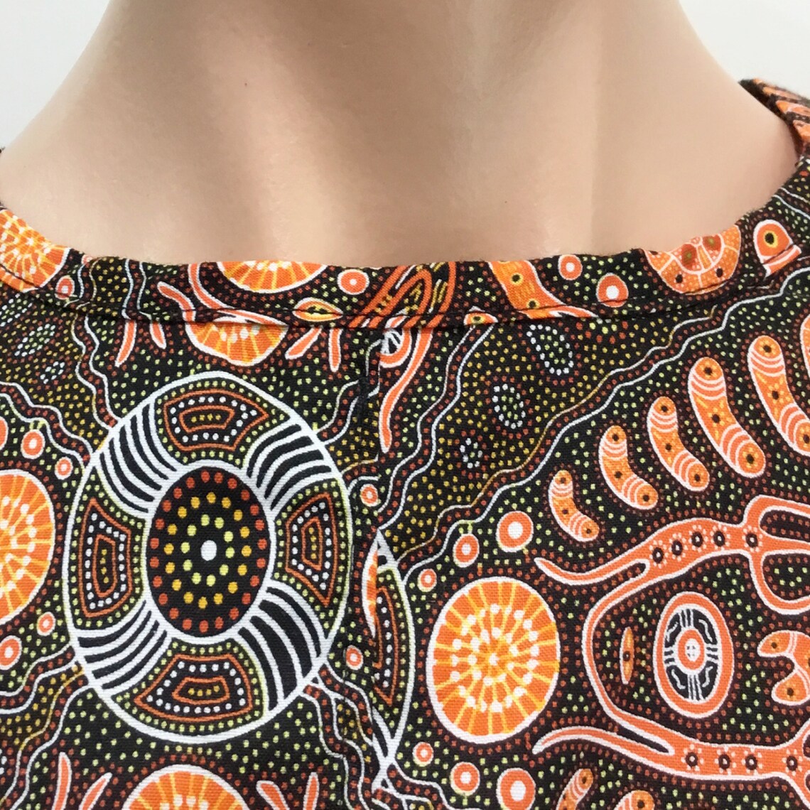 Scrub Tops Indigenous Print Suitable for Medical Staff Etsy UK