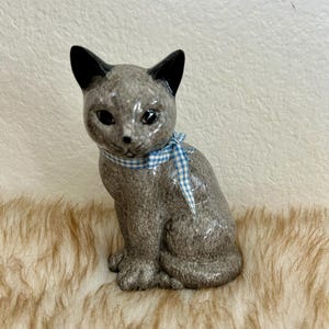 Vintage gray and black Enesco ceramic cat