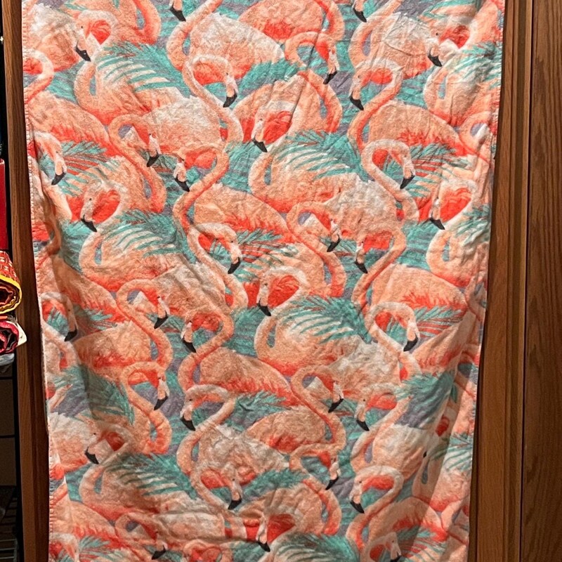 Round Flamingo Beach Towel main image 1