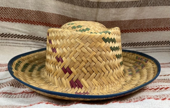Vintage 1950s Child Sized Cowboy Hat - Patterned Swirl  display picture 3