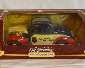 自動車 Ertl Collectibles 1940 Ford Street Rod Ertl American Muscle 1940 Ford Coupe Street Rods 1:18 Scale
