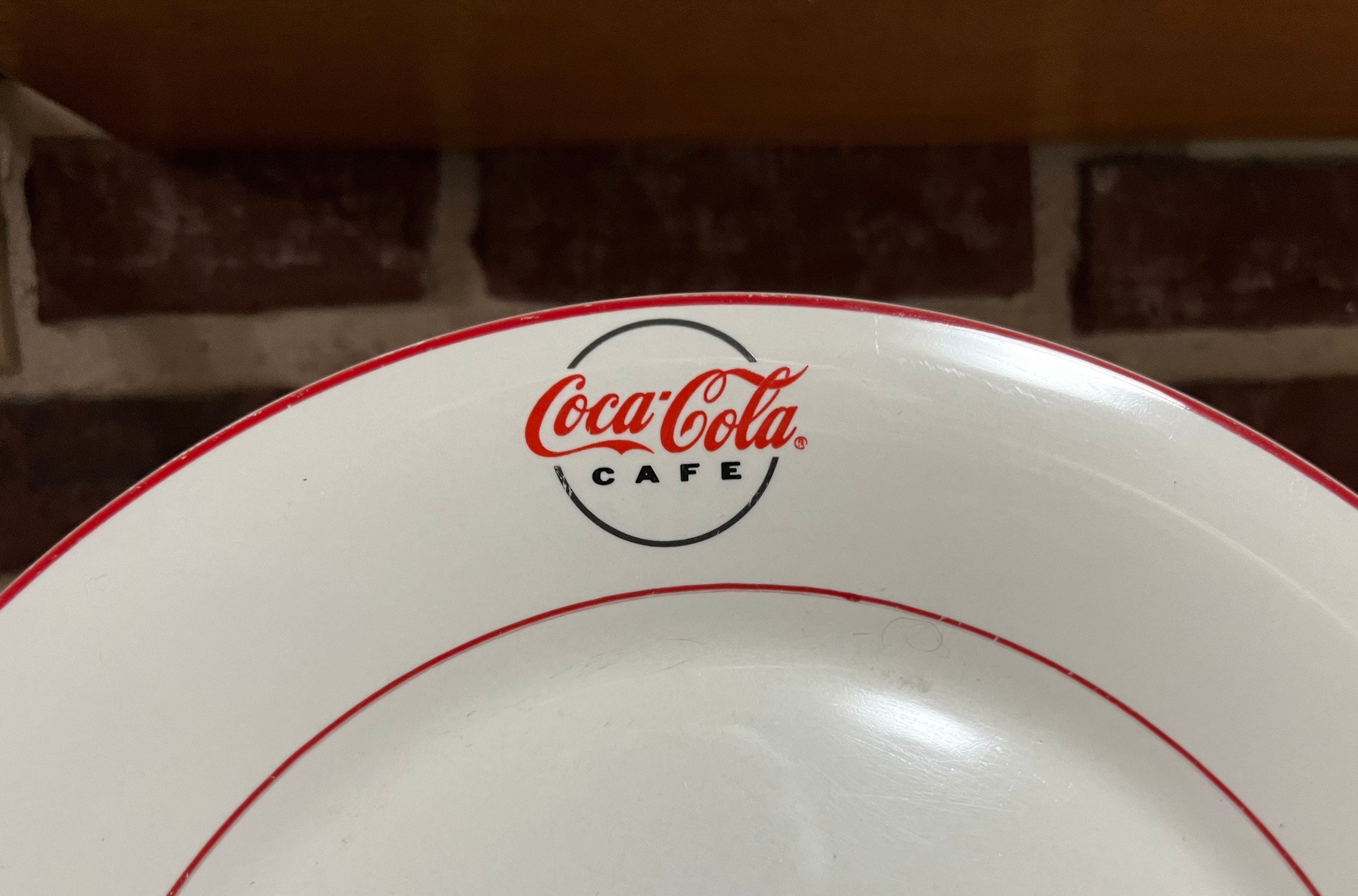 Vintage Collectible Coca cola Cafe Two 2 Dinner Plates by Gibson 2002 Etsy Canada