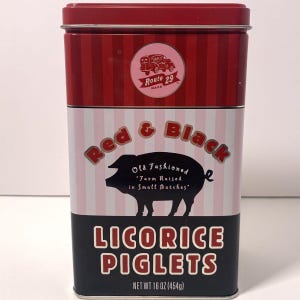 Vintage Route 29 Licorice Piglets 16 Unze Dose Rot & Schwarz