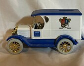 1923 1 2 Ton Truck Bank 1 25 Scale - ERTL 1992