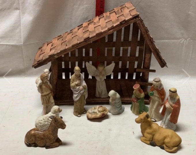 Vintage Collectible Nativity Set With Figures and Wooden Stable Etsy
