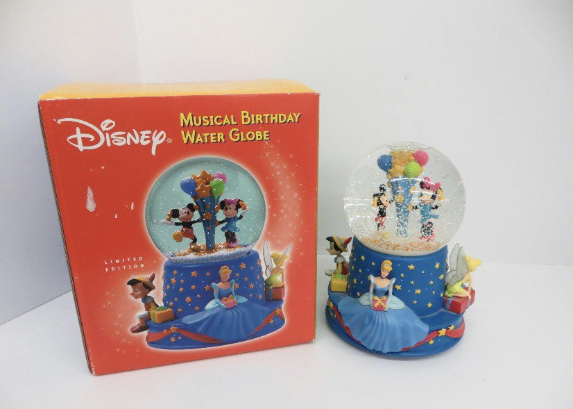 ディズニー　１００ＴＨ　バースディ・ミュージカル・スノーグローブ ヴィンテージ ディズニー コレクタブル ミュージカル 100 歳の誕生日