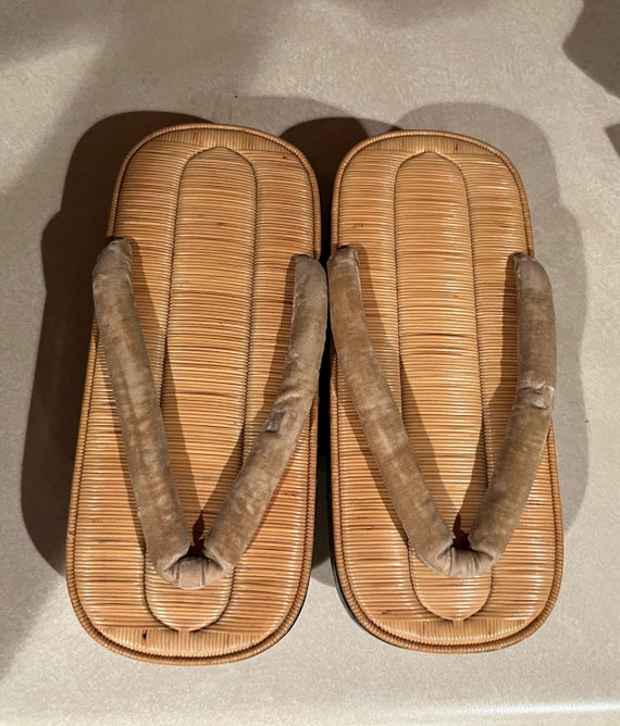 Vintage Collectible Authentic Japanese Geta Wood K