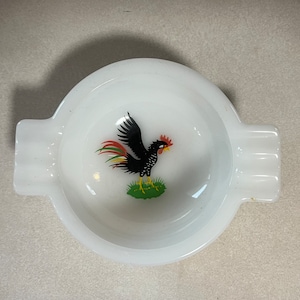 Vintage Collectible Rooster Milk Glass Ashtray