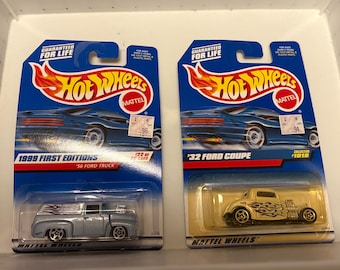 Ford Coupé Mattel '32 de Hot Wheels vintage, edición de coleccionista n.° 1018 y primera edición de 1999 n.° 22 de 26 autos, una camioneta Ford '56